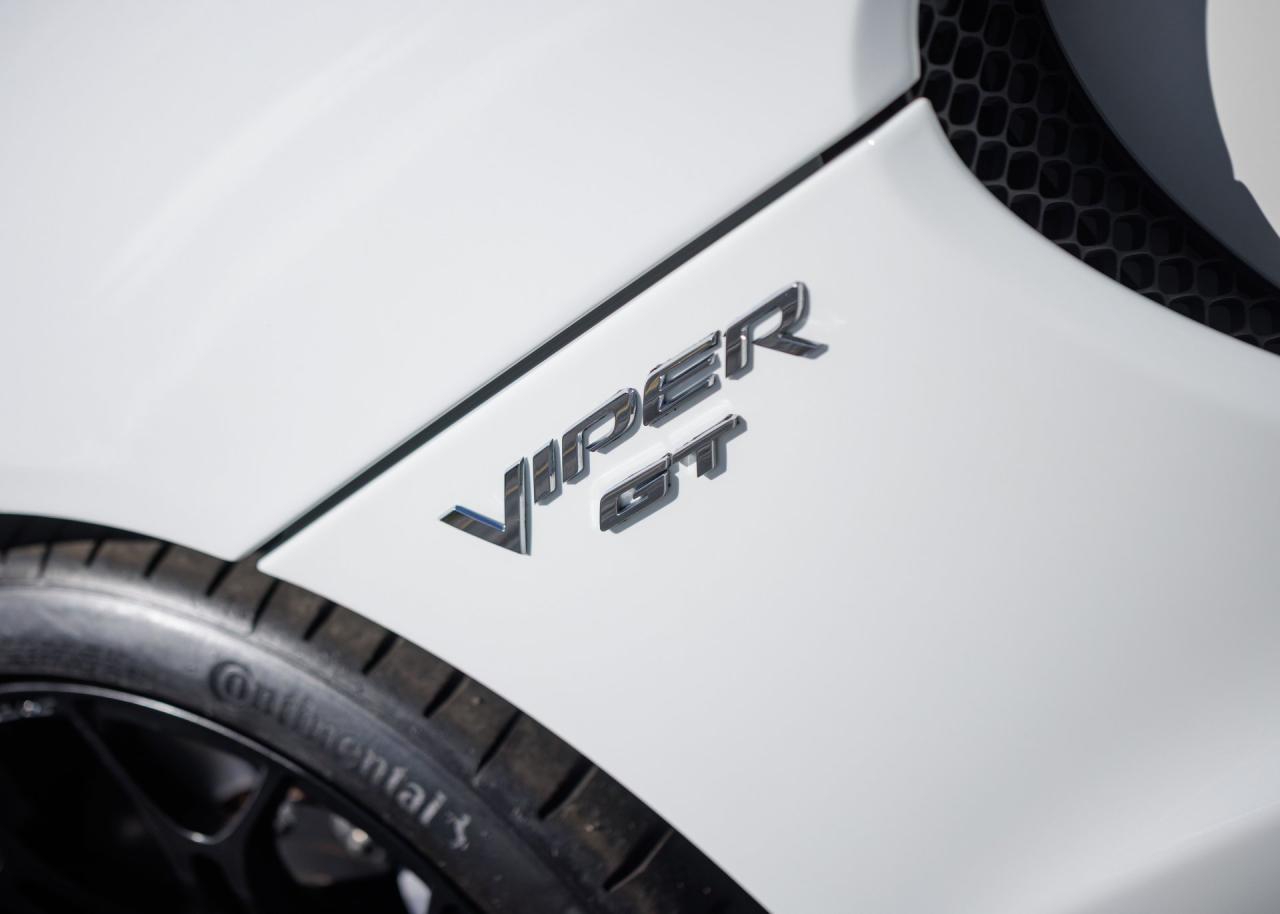 2016 Dodge Viper GTC