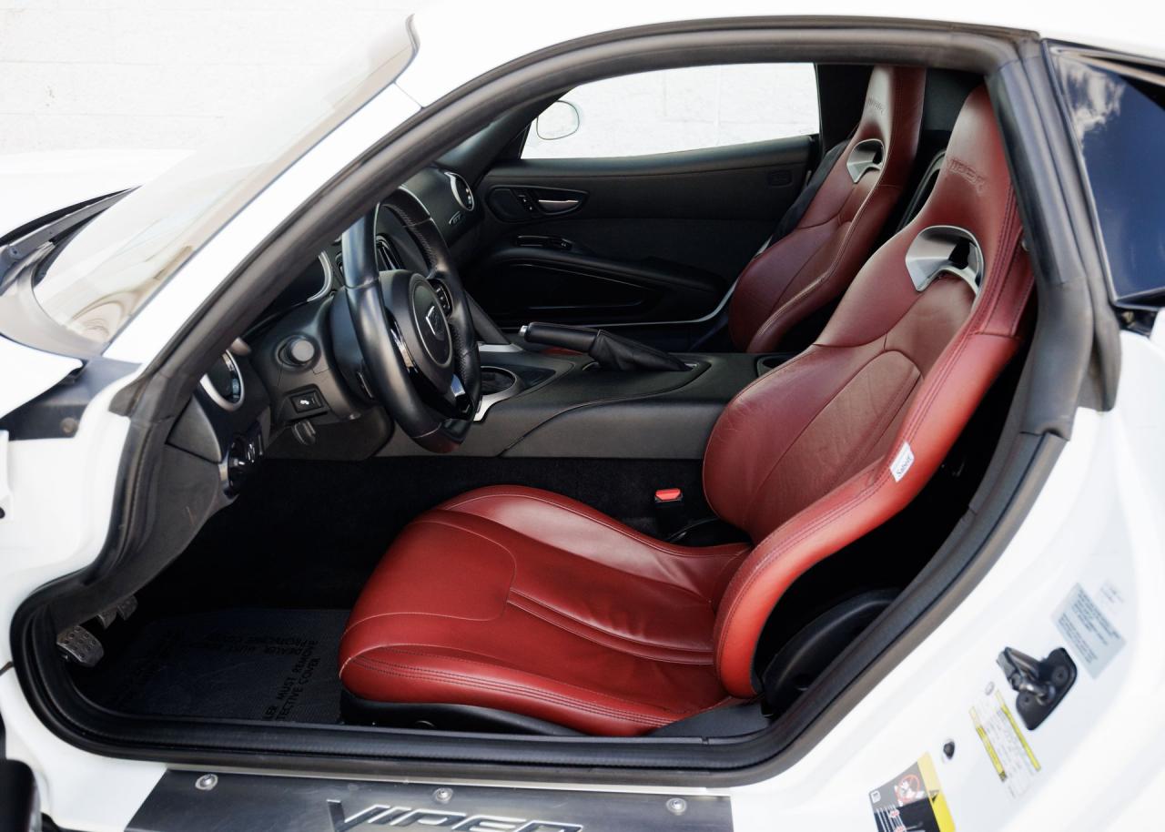 2016 Dodge Viper GTC