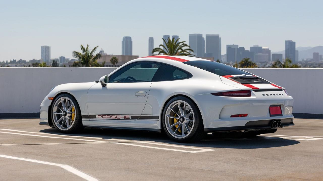 2016 Porsche 911 R