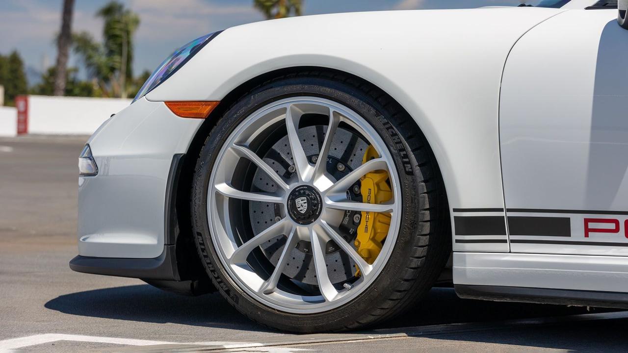2016 Porsche 911 R