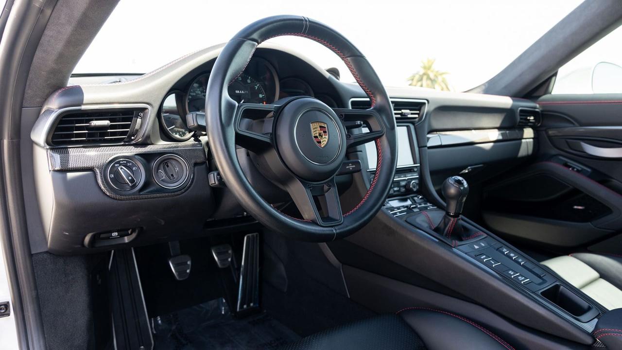 2016 Porsche 911 R