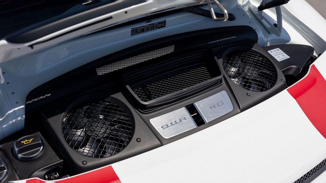 2016 Porsche 911 R