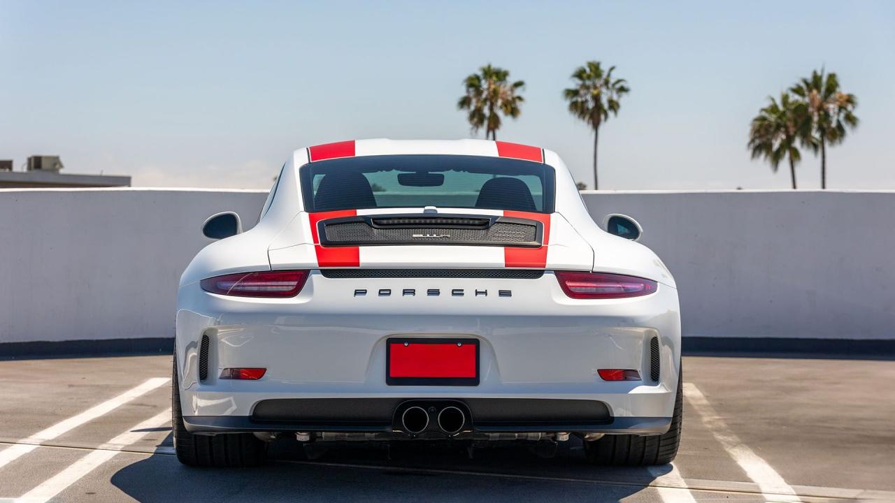 2016 Porsche 911 R