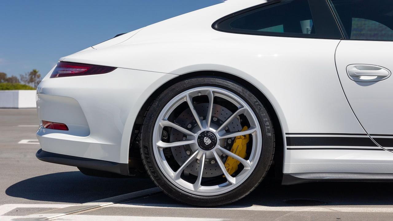 2016 Porsche 911 R