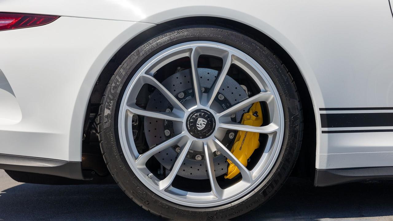 2016 Porsche 911 R