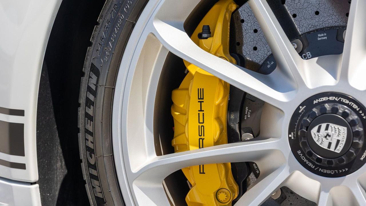 2016 Porsche 911 R