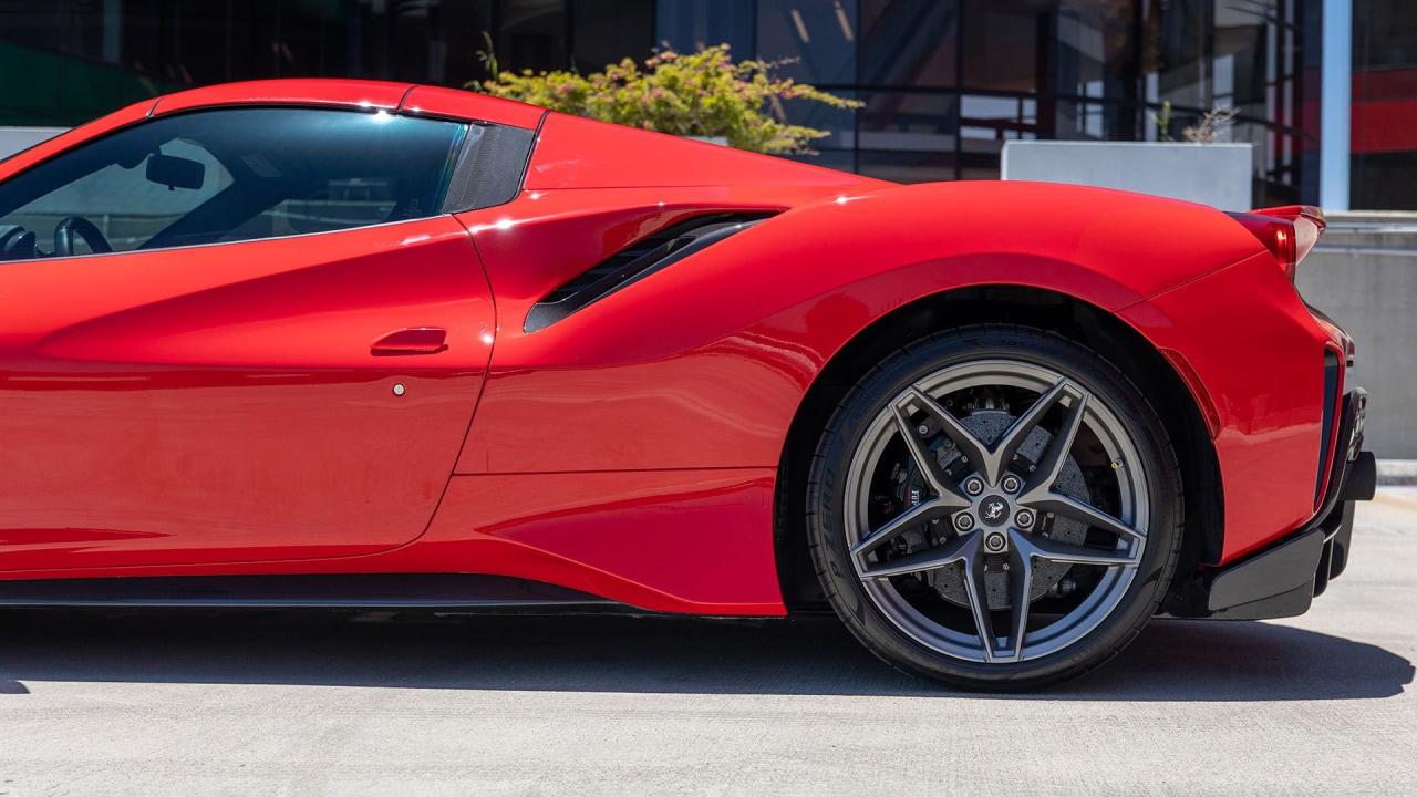 2020 Ferrari 488 Pista Spider