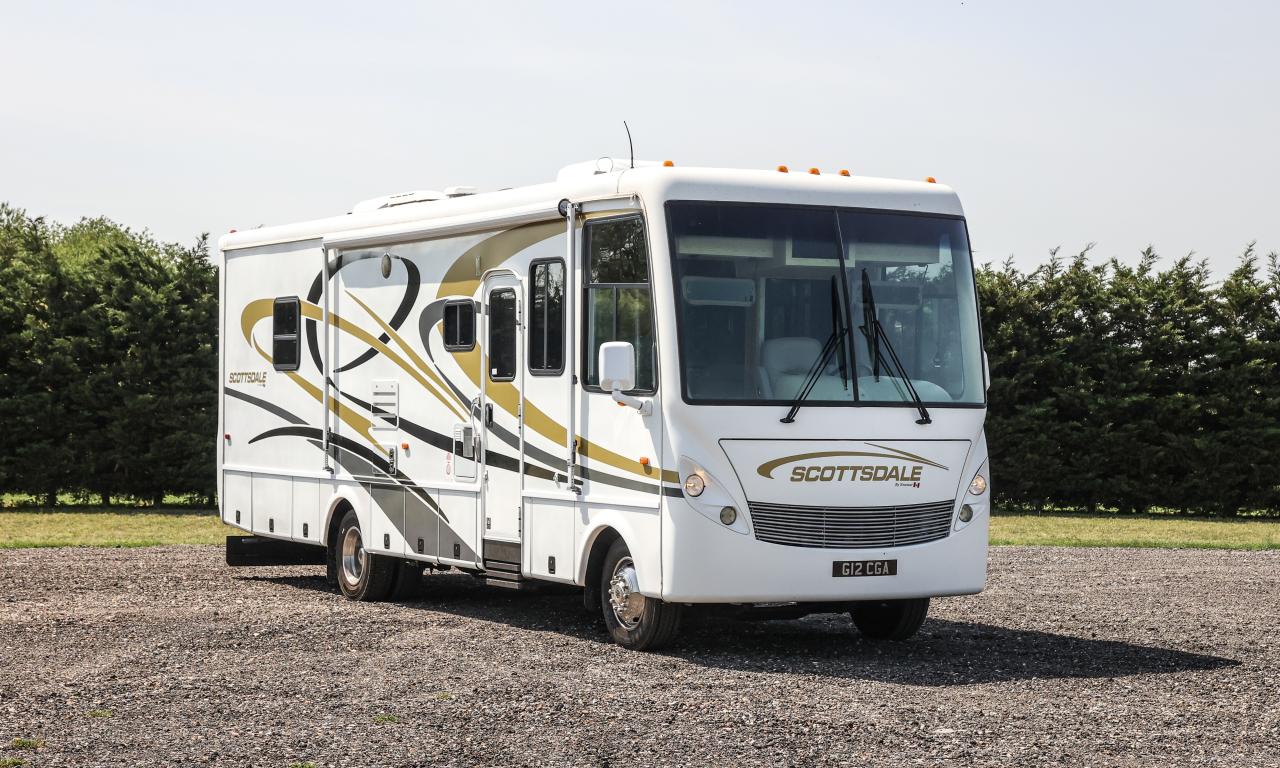2005 Newmar Scottsdale 3201 Motorhome