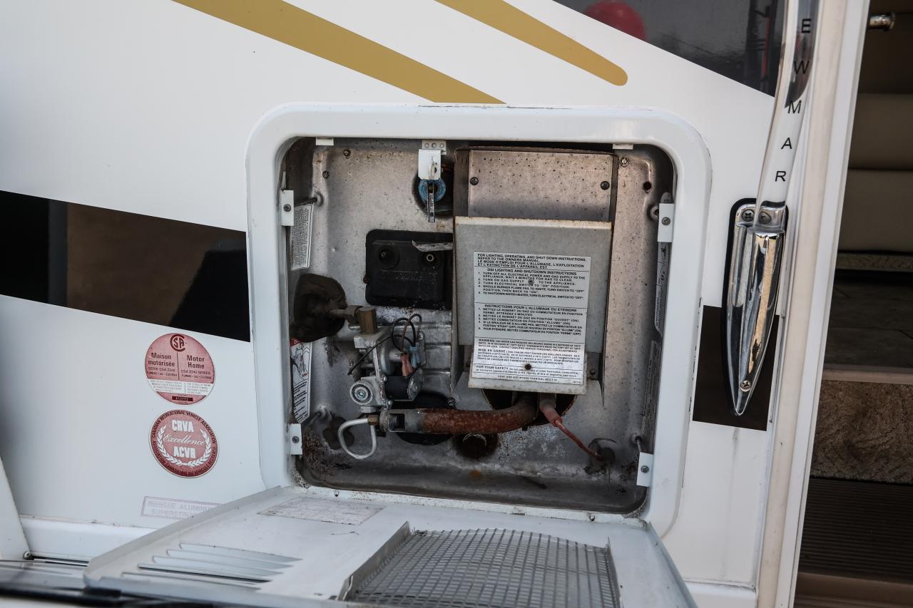 2005 Newmar Scottsdale 3201 Motorhome