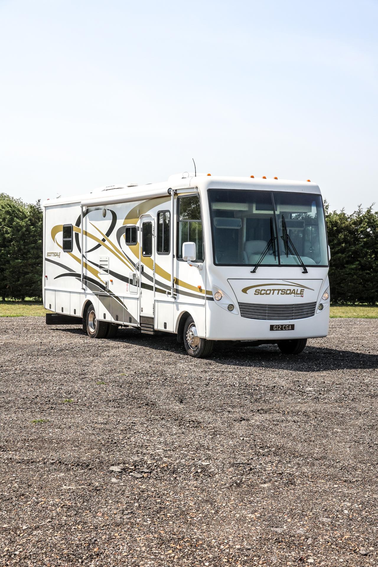 2005 Newmar Scottsdale 3201 Motorhome
