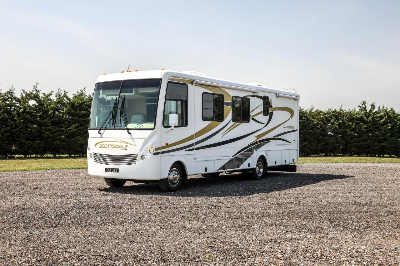 2005 Newmar Scottsdale 3201 Motorhome