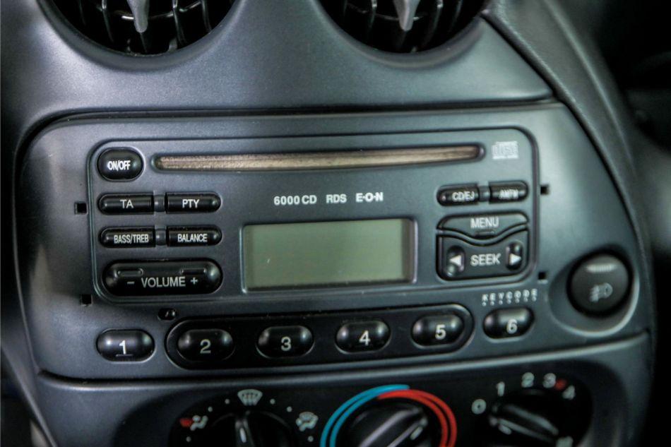 2003 Ford Ka