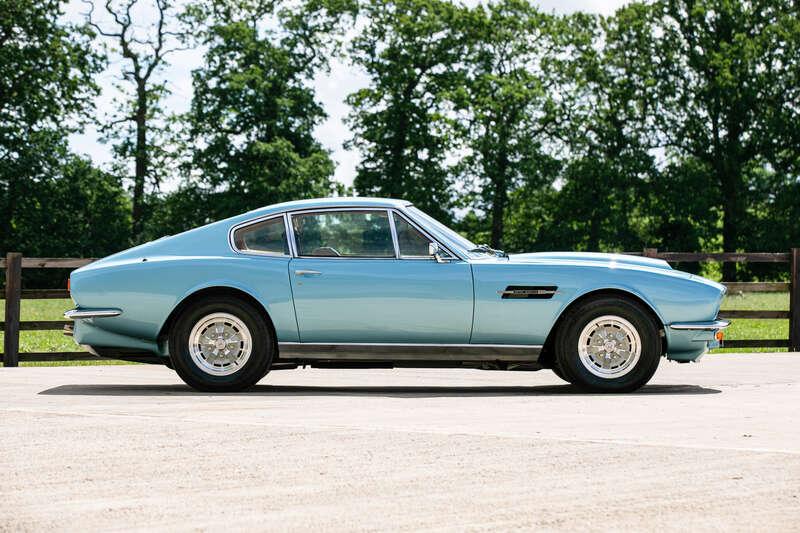 1974 Aston Martin V8 SERIES 3