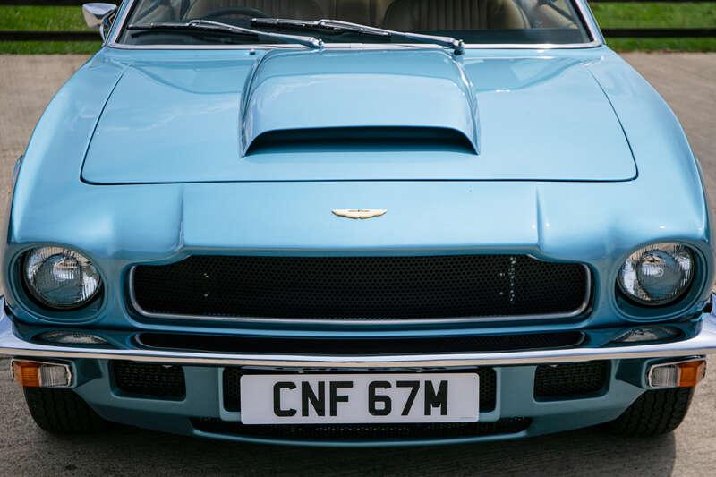 1974 Aston Martin V8 SERIES 3