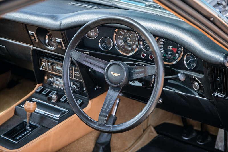 1974 Aston Martin V8 SERIES 3