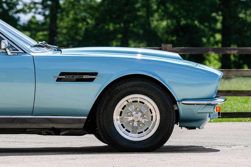 1974 Aston Martin V8 SERIES 3