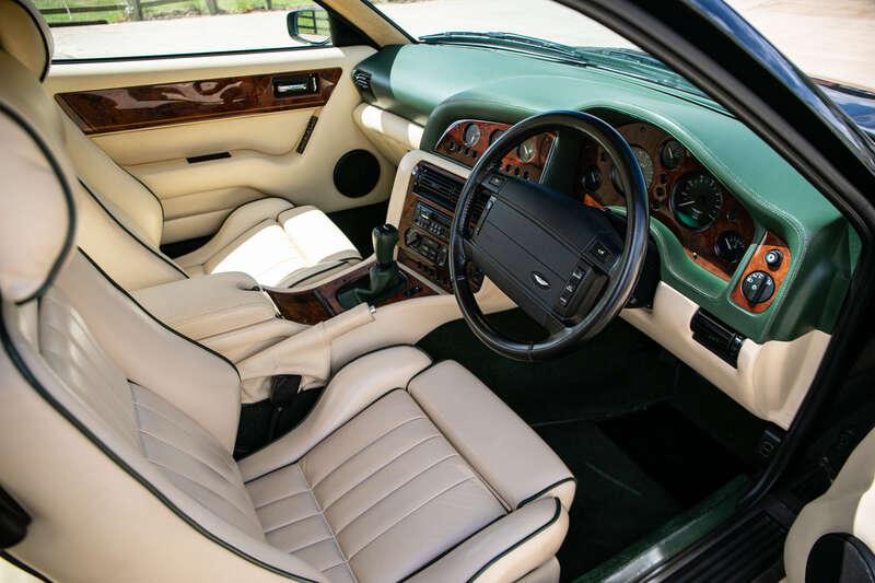 1998 Aston Martin V8 COUPE AUTO