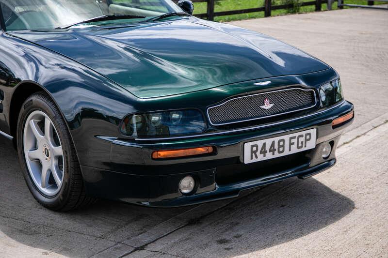 1998 Aston Martin V8 COUPE AUTO
