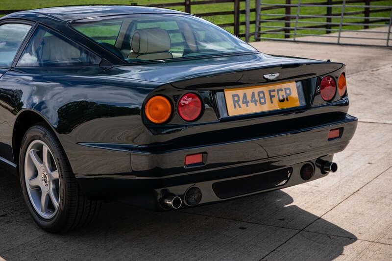 1998 Aston Martin V8 COUPE AUTO