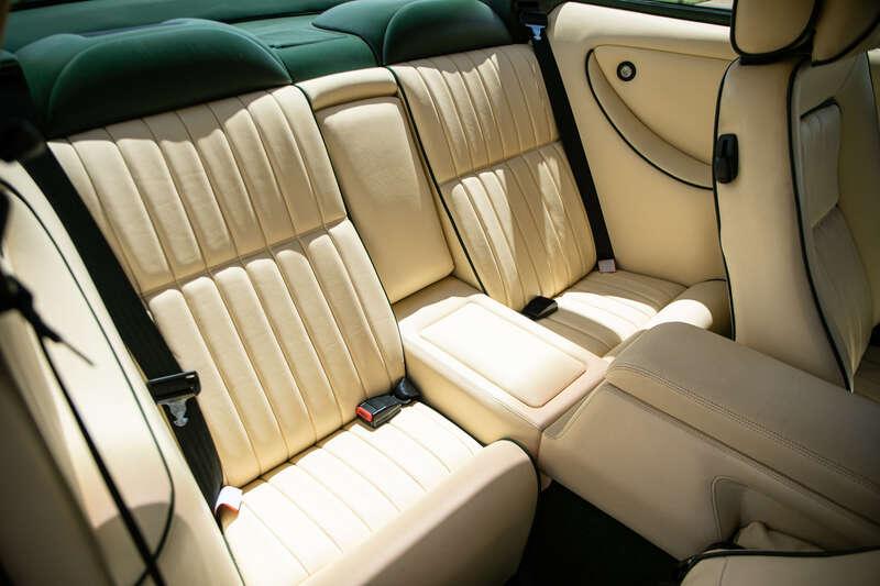 1998 Aston Martin V8 COUPE AUTO