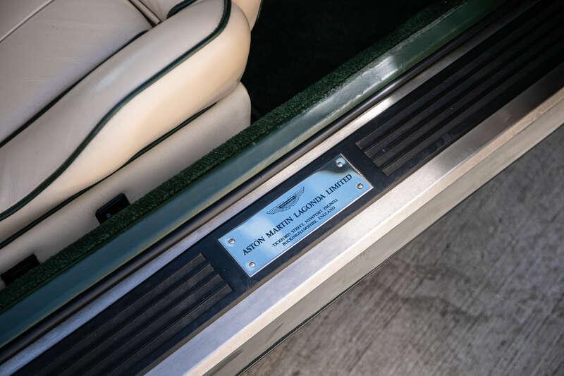 1998 Aston Martin V8 COUPE AUTO