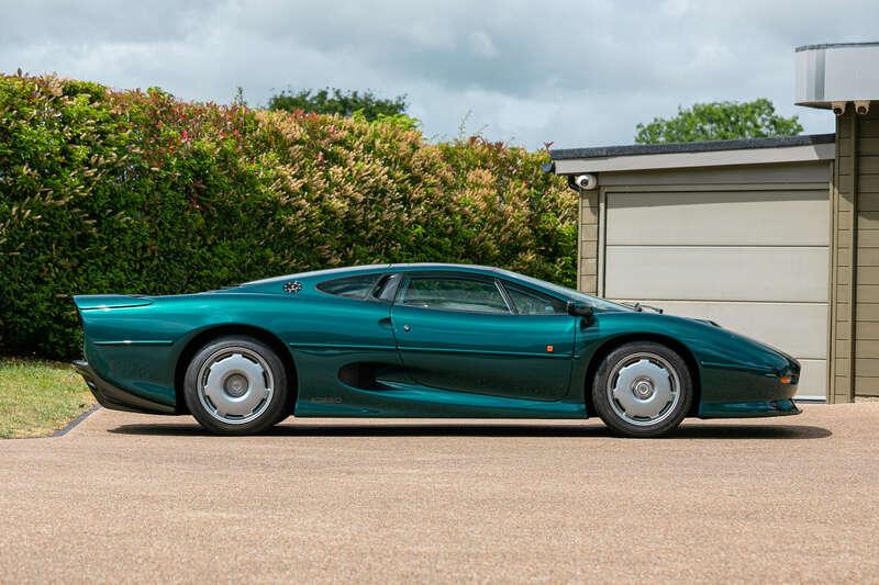 1994 Jaguar XJ 220