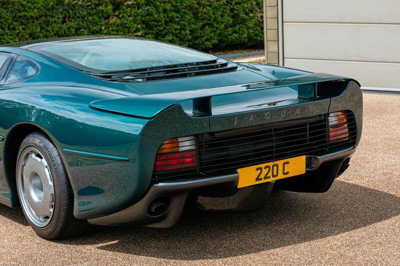 1994 Jaguar XJ 220