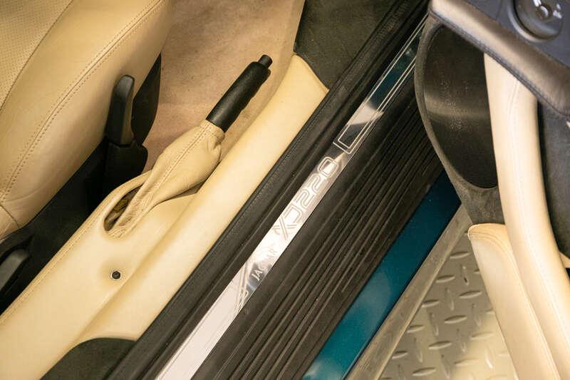 1994 Jaguar XJ 220