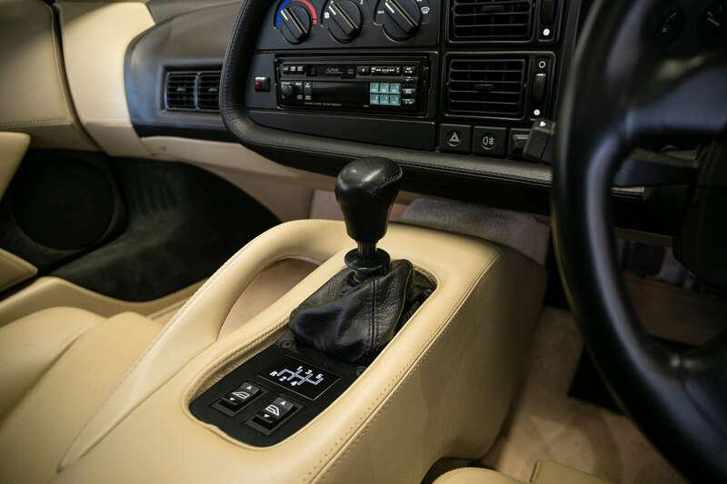 1994 Jaguar XJ 220