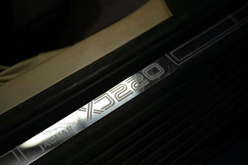 1994 Jaguar XJ 220