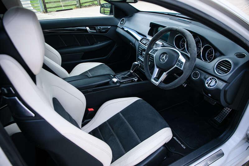2013 Mercedes - Benz C63 AMG