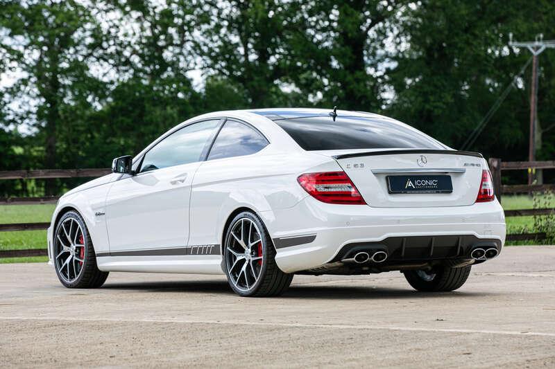 2013 Mercedes - Benz C63 AMG