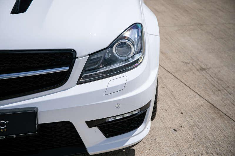 2013 Mercedes - Benz C63 AMG