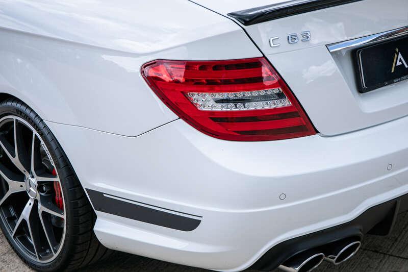 2013 Mercedes - Benz C63 AMG