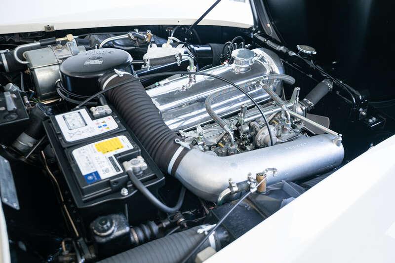 Mercedes - Benz 190SL