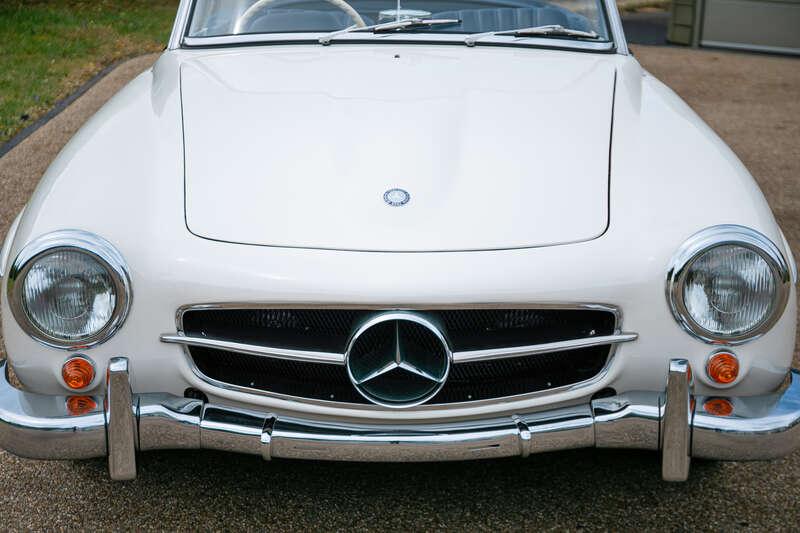 Mercedes - Benz 190SL