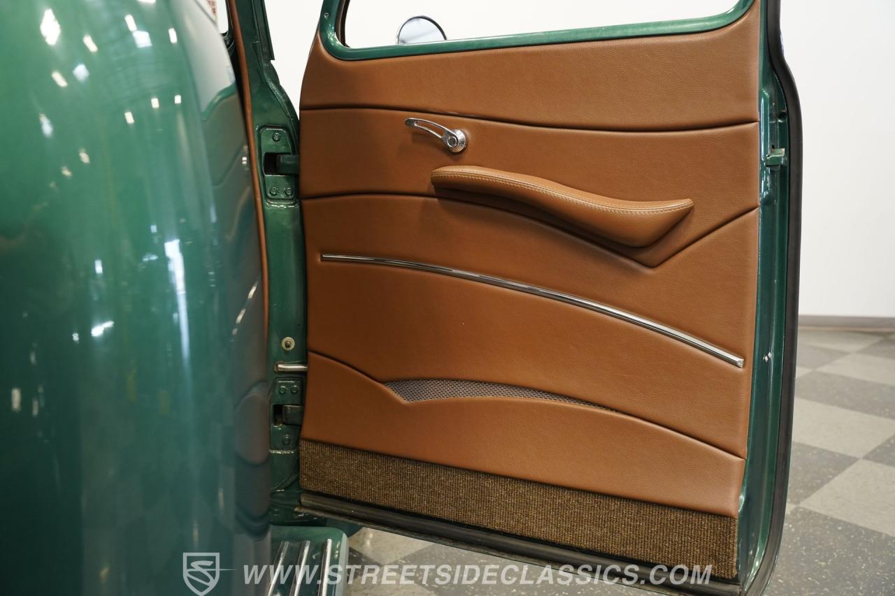 1948 Chevrolet 3100 5 Window Restomod
