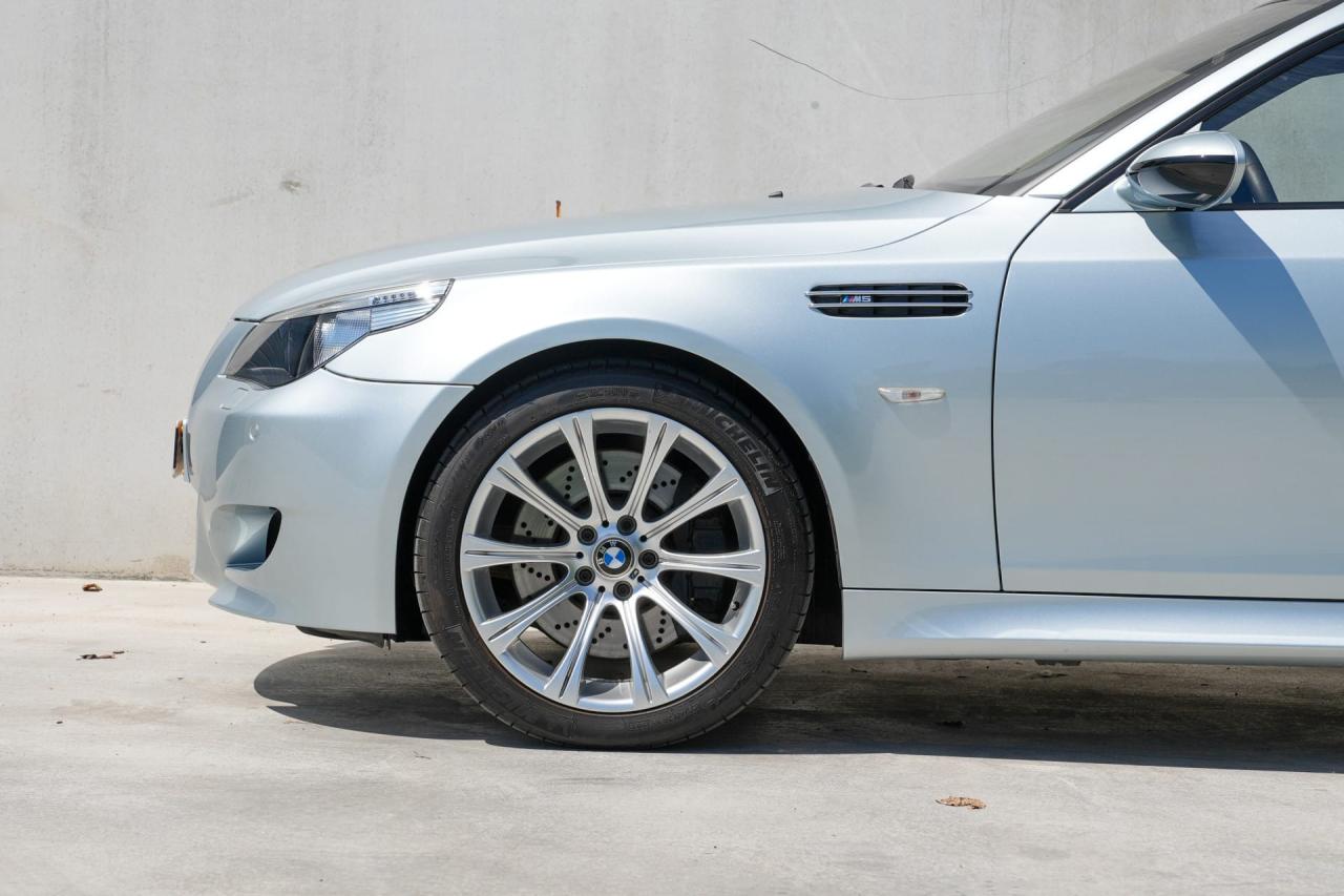 2005 BMW E60 M5