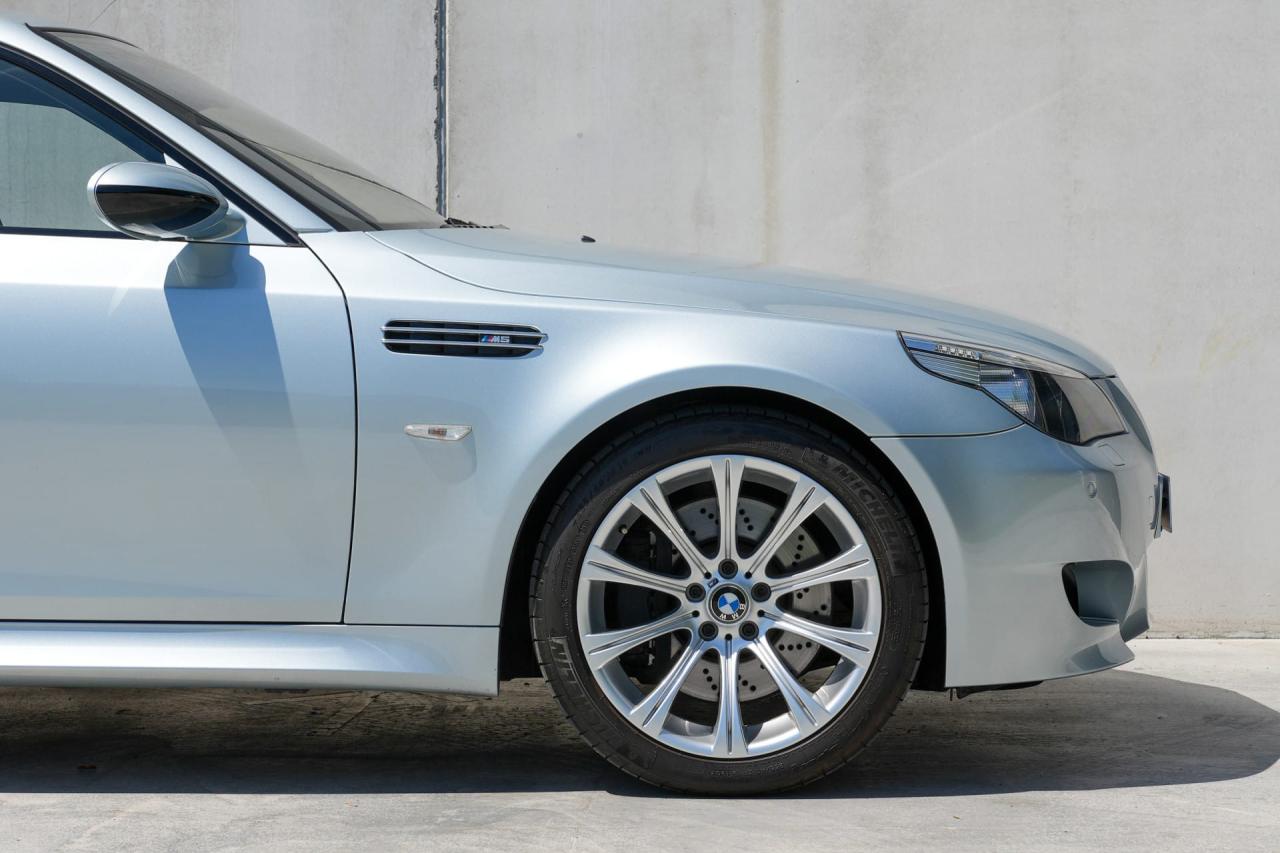 2005 BMW E60 M5