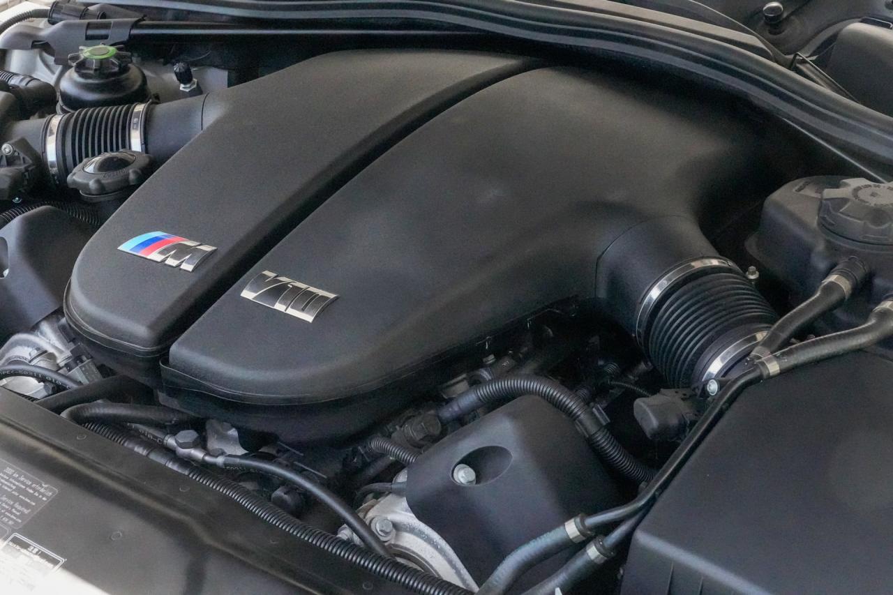 2005 BMW E60 M5