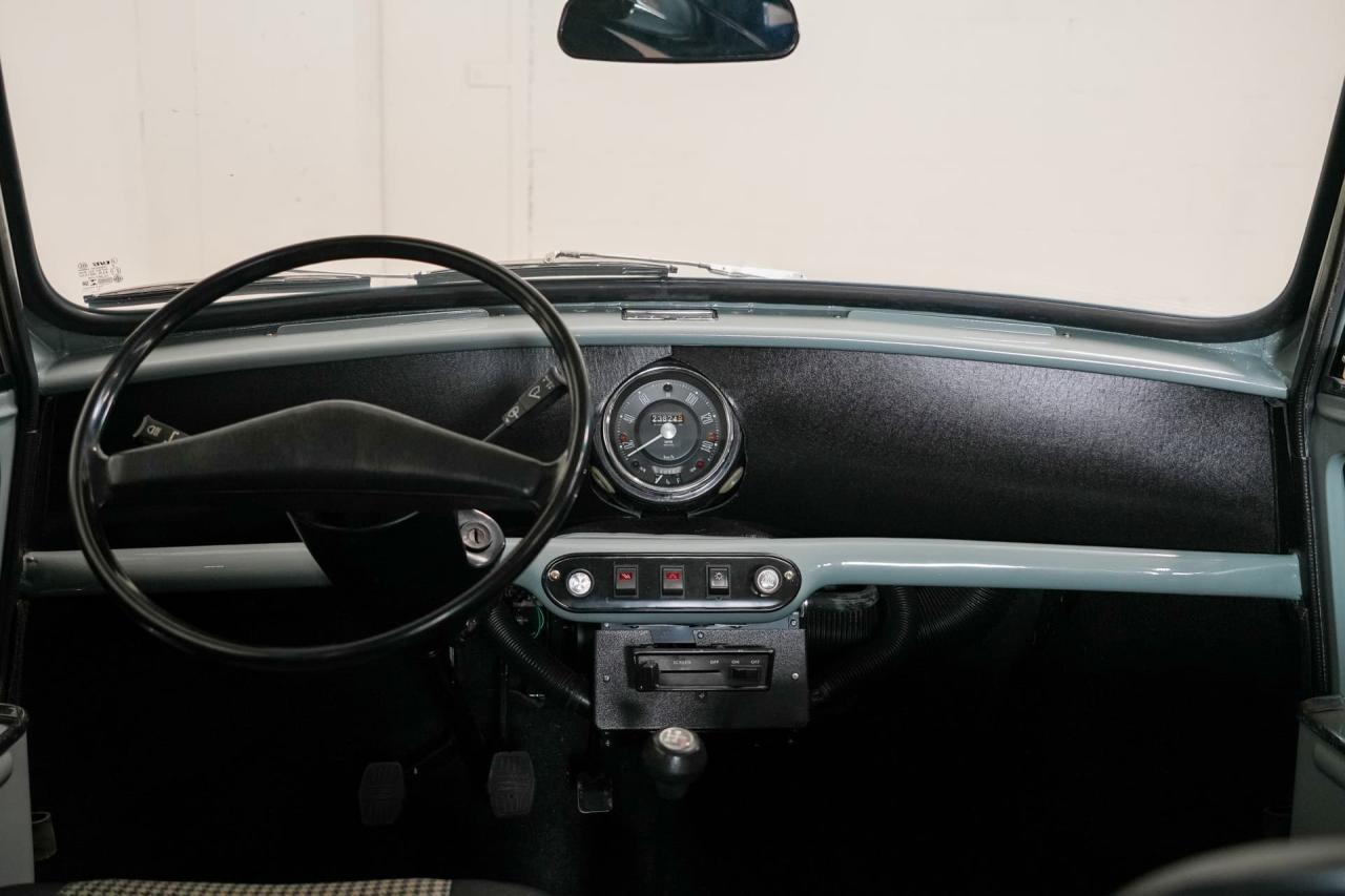 1983 Mini 1000 VAN