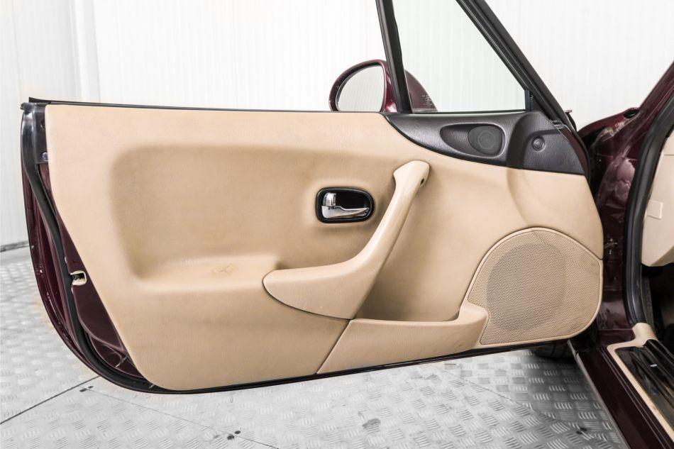 2000 Mazda MX-5