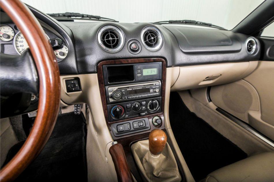 2000 Mazda MX-5
