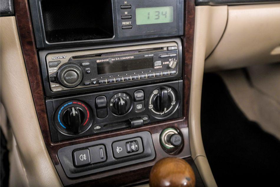 2000 Mazda MX-5