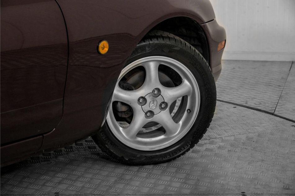 2000 Mazda MX-5