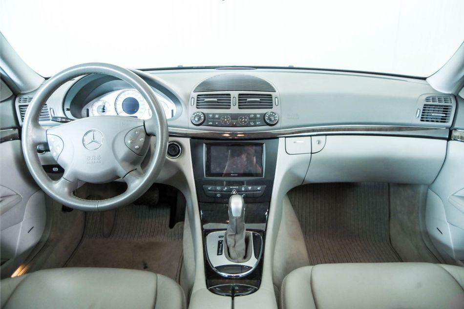 2004 Mercedes - Benz E-Klasse