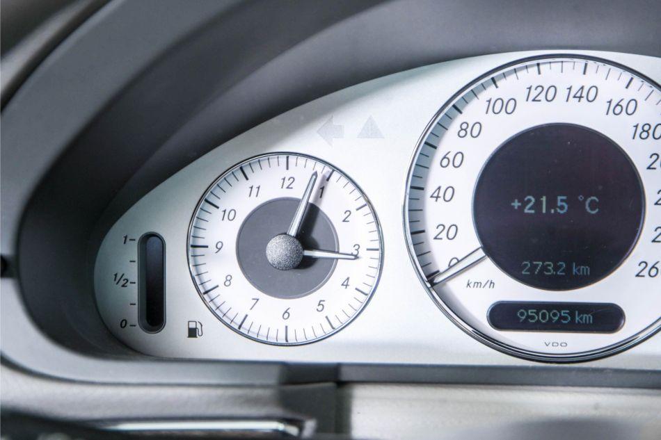 2004 Mercedes - Benz E-Klasse