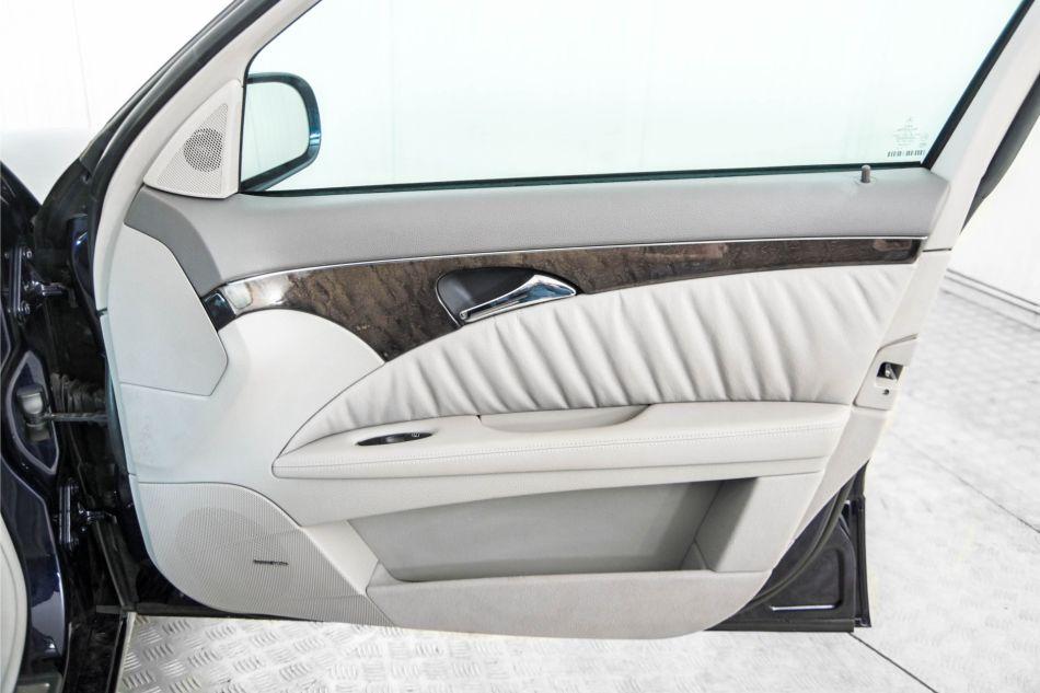 2004 Mercedes - Benz E-Klasse
