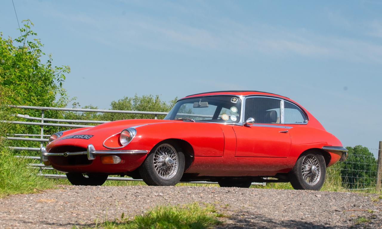 1969 Jaguar E-Type Series II Fixedhead Coupe 2+2