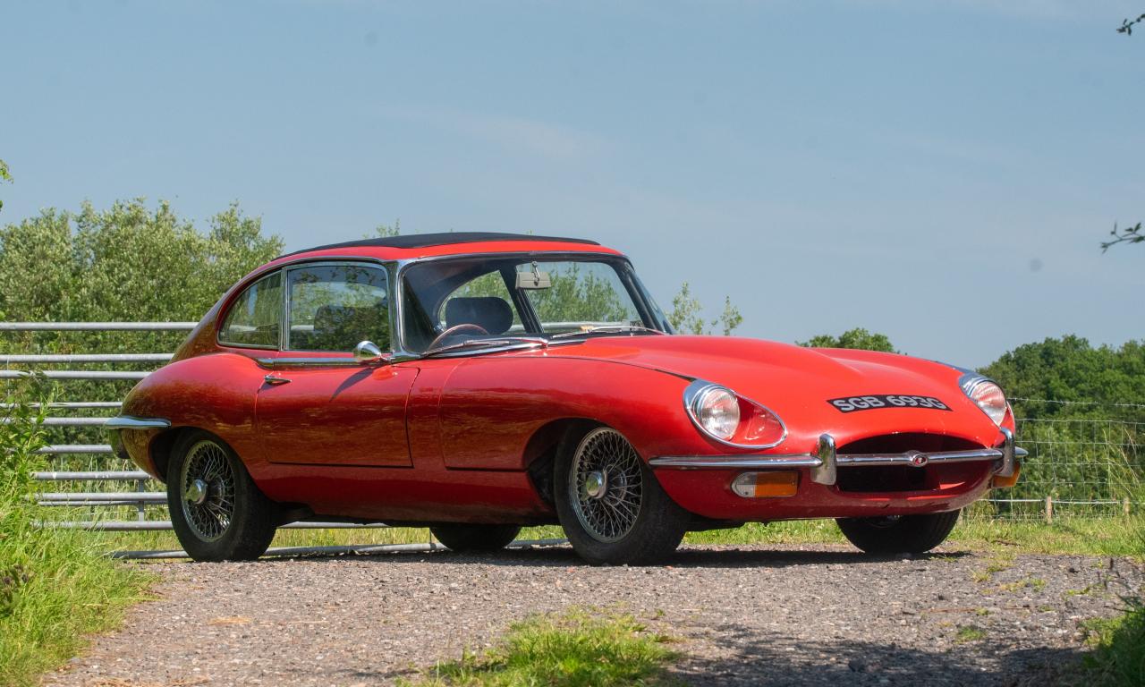 1969 Jaguar E-Type Series II Fixedhead Coupe 2+2